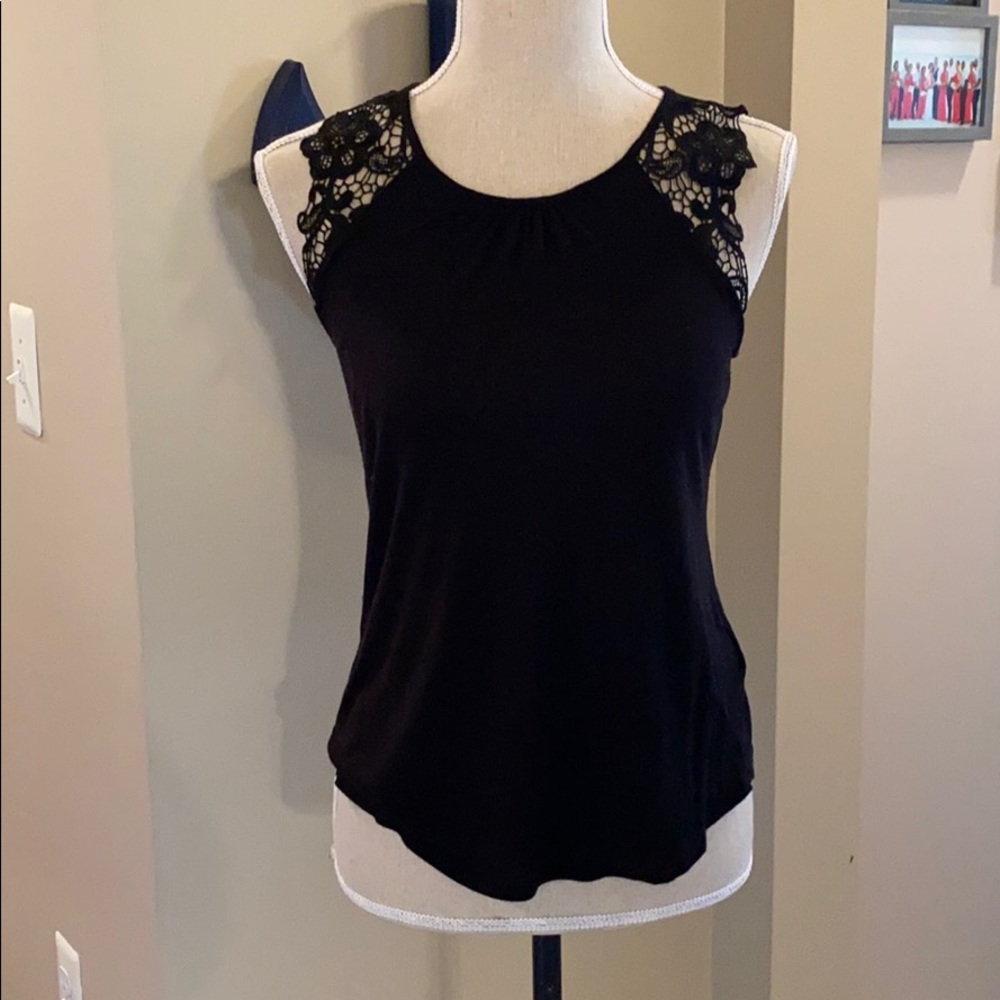 Women top